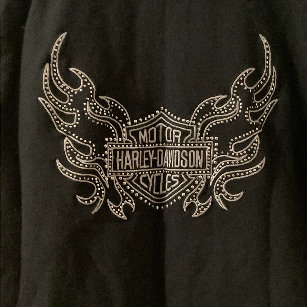 Pre-loved Harley Davidson lightweight stretchy Hoodie
Size Medium